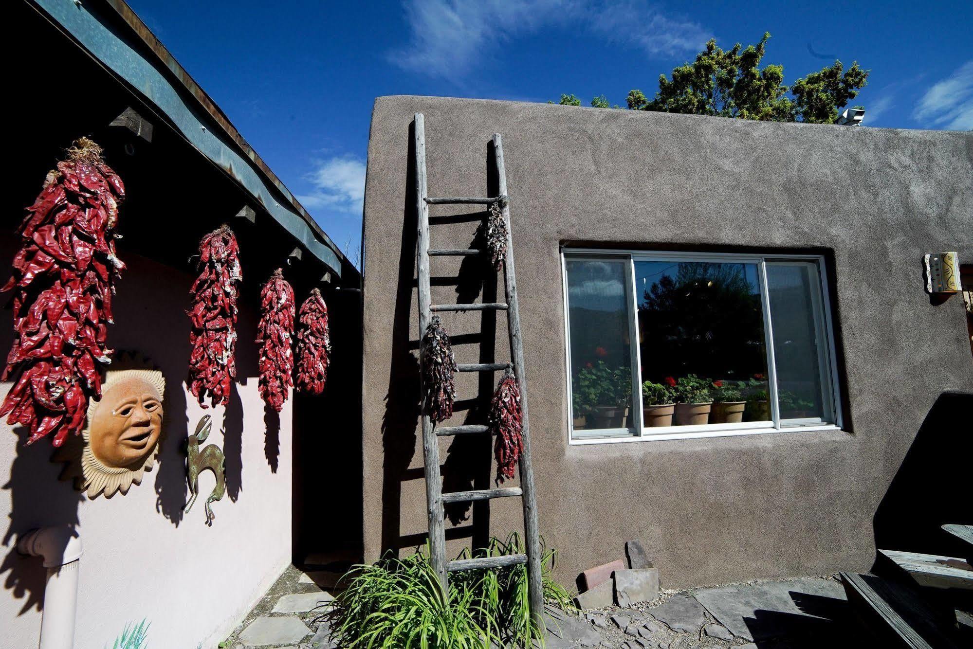 Inn On The Rio Taos Exterior foto